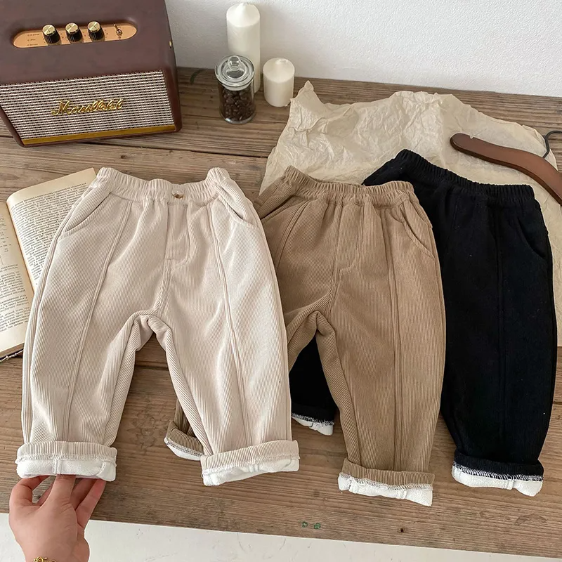 LYNN & CO |  "Winterwonder Babybroek"