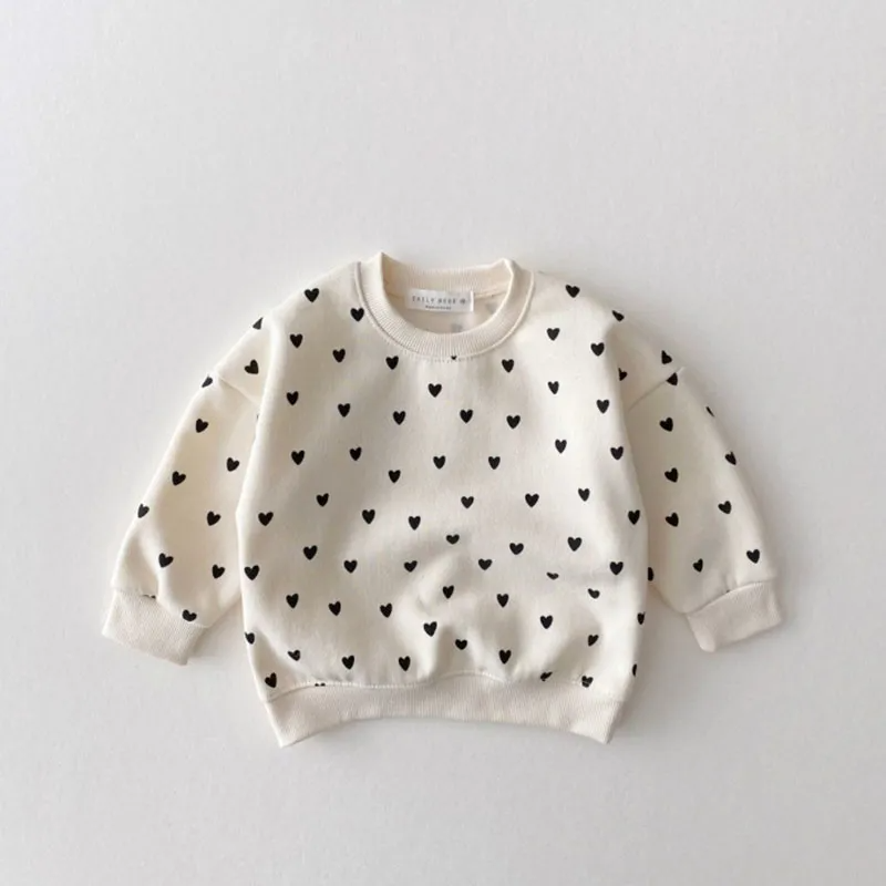 LYNN & CO | "Hartveroverende Babykledingset"