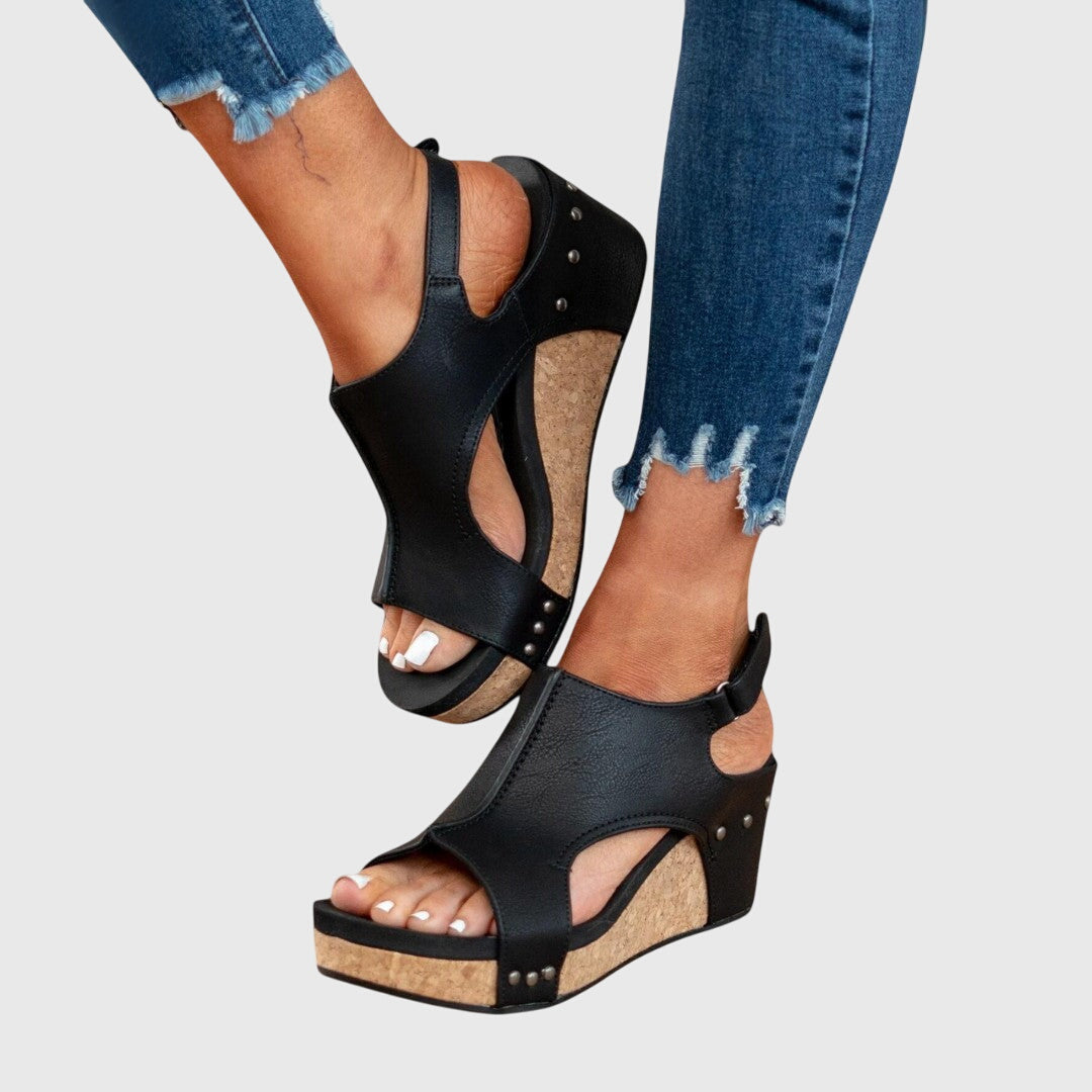 ADELA | COMFY SANDALS