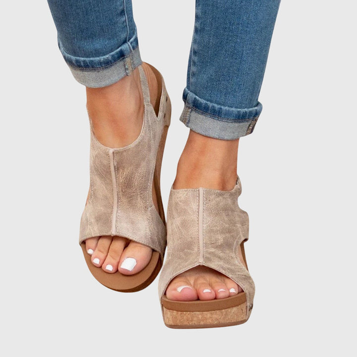 ADELA | COMFY SANDALS
