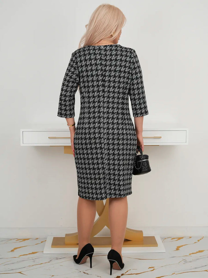 Calynne™ | Structured Midi Dress