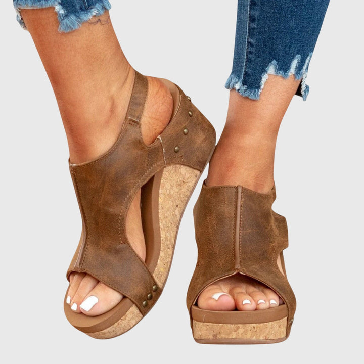ADELA | COMFY SANDALS