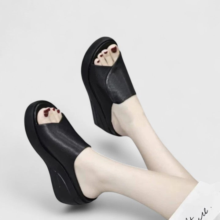 CELIONETTE | COMFY WEDGE SANDALS