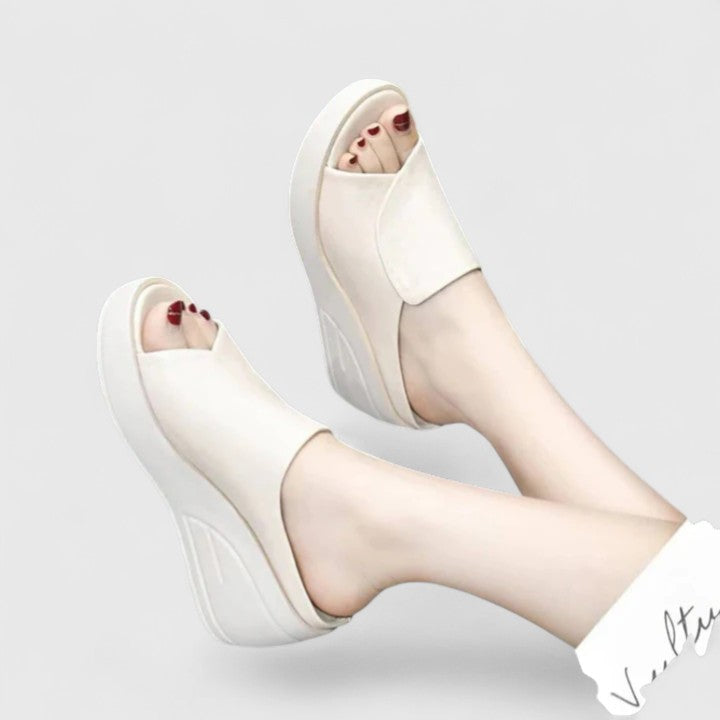 CELIONETTE | COMFY WEDGE SANDALS