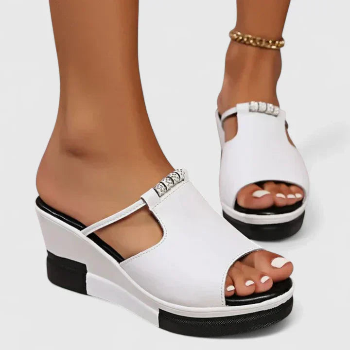 FLORINE | COMFY SANDALS