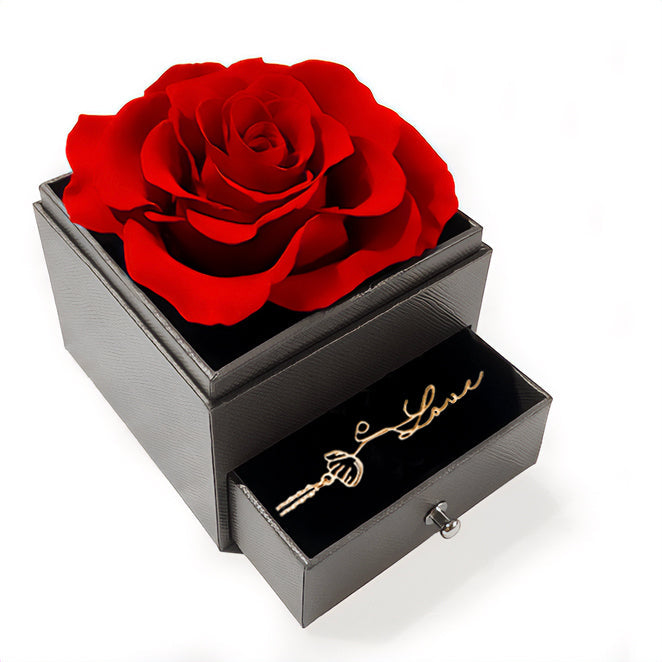 LYNN & CO | GEPERSONALISEERDE NAAM KETTING MET GEBOORTEBLOEM