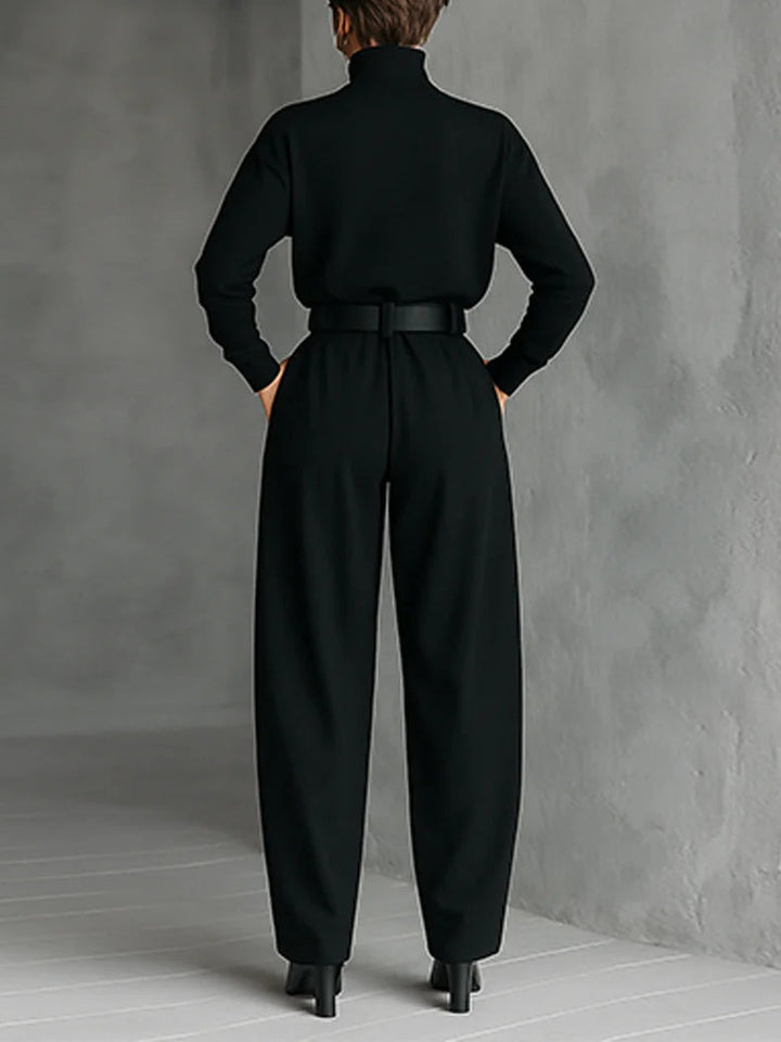 Lisa™ - Black two-piece set with belt