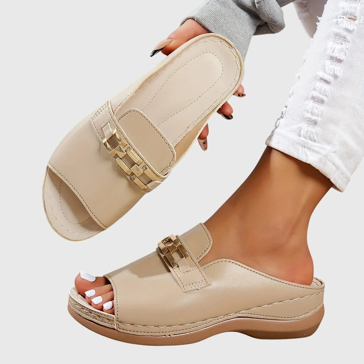 BEATRICE | COMFY SANDALS