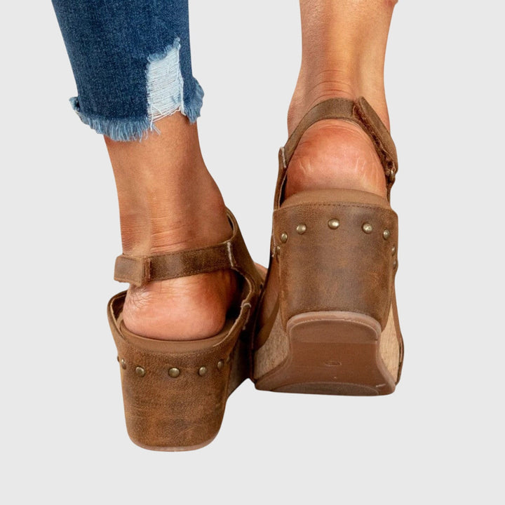 ADELA | COMFY SANDALS