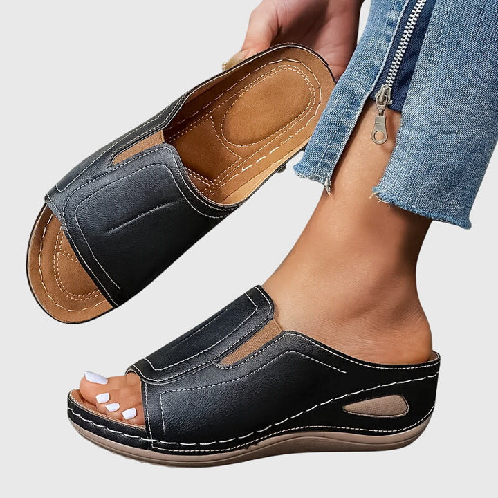ARETHA | COMFY SANDALS