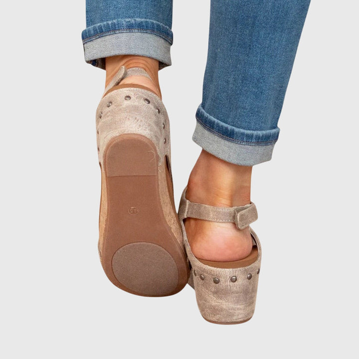 ADELA | COMFY SANDALS