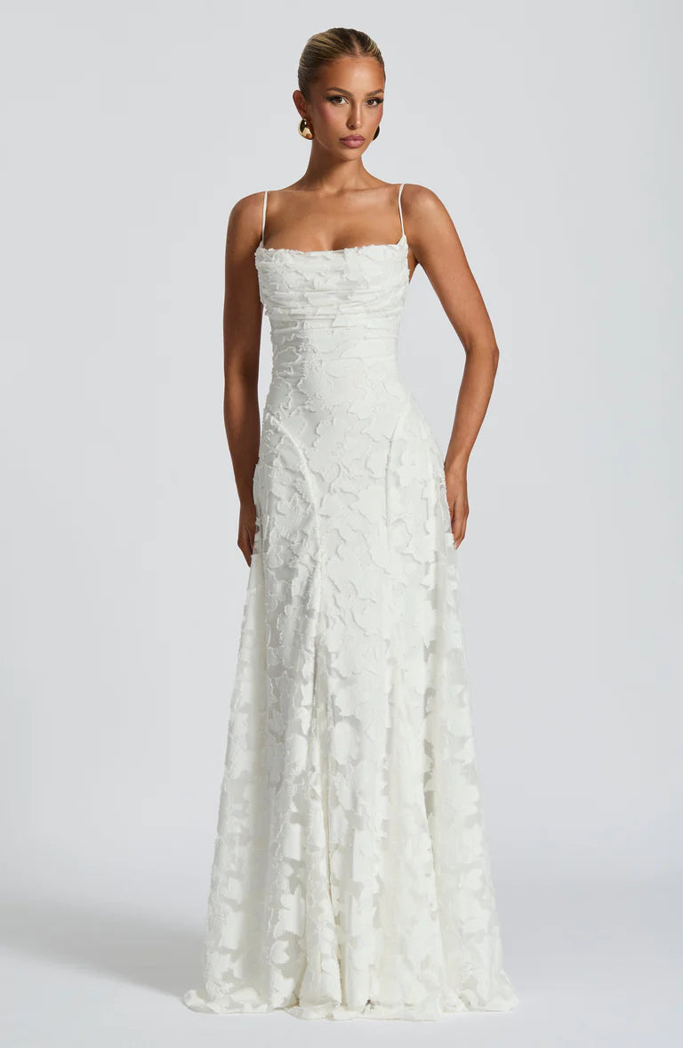 Gialina™ | Elegant Maxi Dress