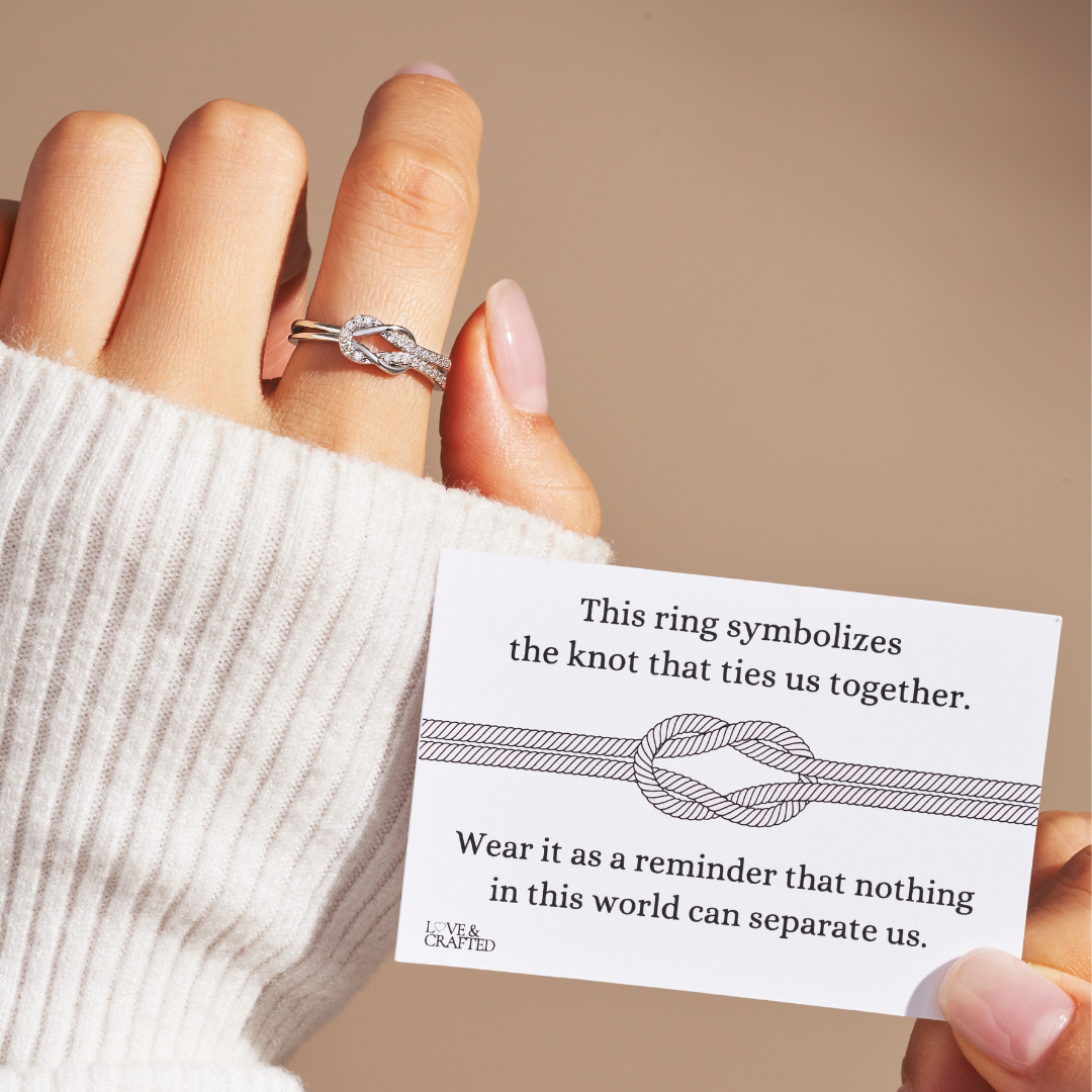 To My Best Friend 'Sisters By Heart' Knoop Ring