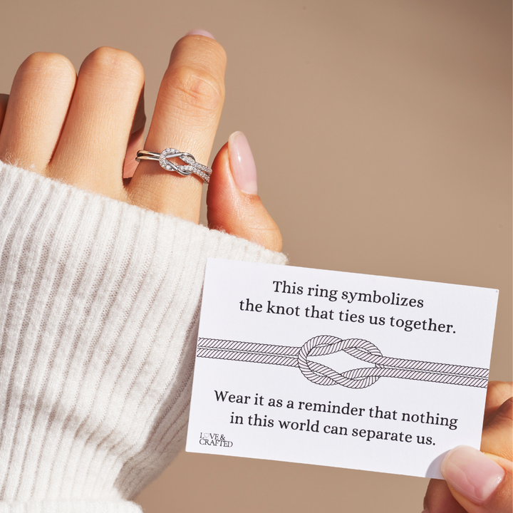 To My Best Friend 'Sisters By Heart' Knoop Ring
