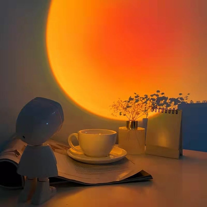 LYNN & CO - Sunset Light