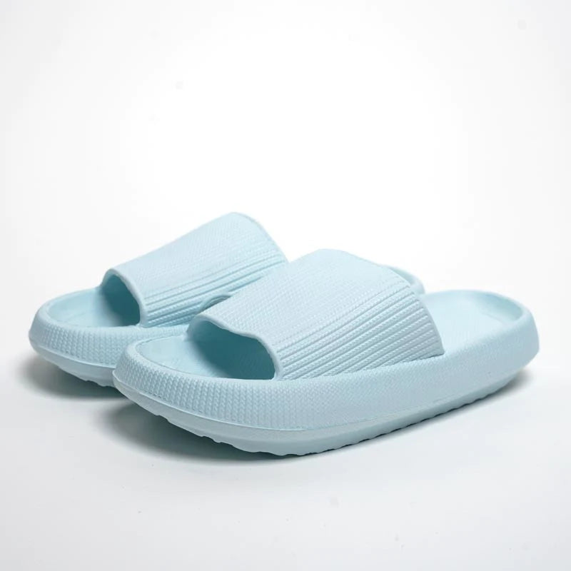 LYNN & CO - Cloud Slippers™