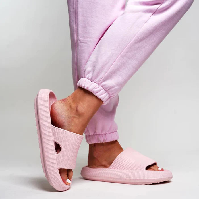 LYNN & CO - Cloud Slippers™