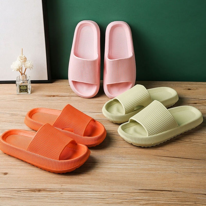 LYNN & CO - Cloud Slippers™